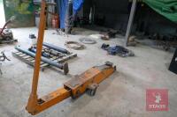 LARGE 10 TON TROLLEY JACK - 5