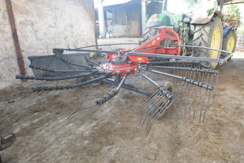 VICON ANDEX 463 SINGLE ROTOR RAKE