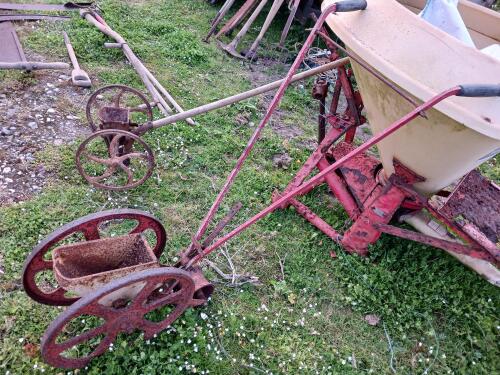 VINTAGE PUSH ALONG SEED TILLER & ROLLER