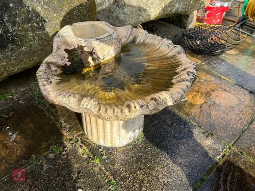 WATER FEATURE/ BIRD BATH