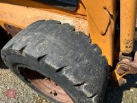 2005 CASE 435 SKIDSTEER - 40