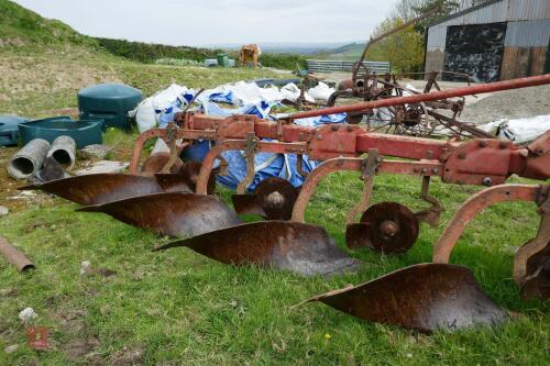 SANDERUM 4 FURROW PLOUGH