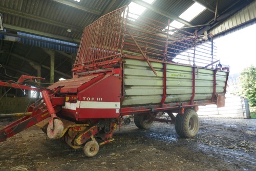 POTTINGER TOP 111 FORAGE WAGON