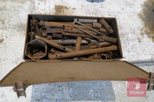 81 PIPE SOCKETS ETC