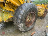 JCB 420 LOADING SHOVEL - 25