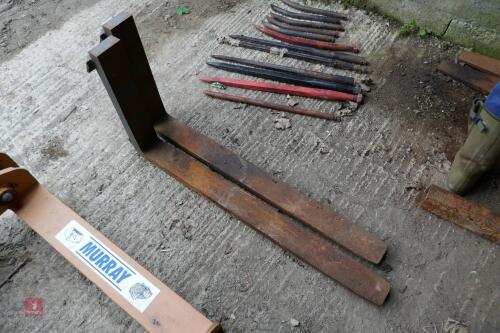 SET OF FORKLIFT PALLET FORKS