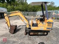 CASE 1.5TON MINI DIGGER