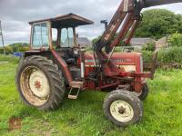 1976 INTERNATIONAL 674 2WD TRACTOR - 4