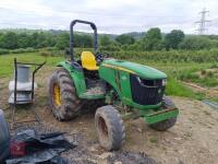 2014 JOHN DEERE 4049M TRACTOR - 2