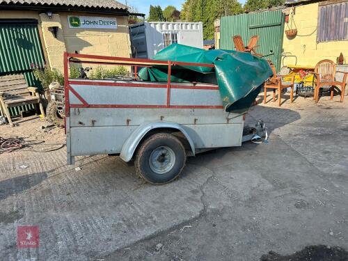 SINGLE AXLE COVERED TRAILER