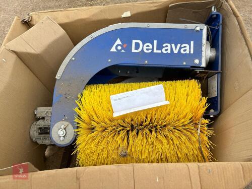 BRAND NEW DELAVAL SWINGING COW BRUSH