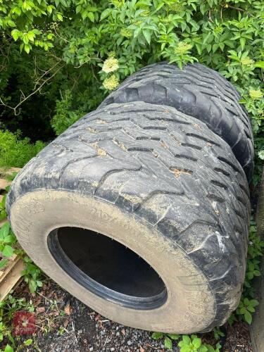 2 710/40/R22.5 FLOTATION TYRES