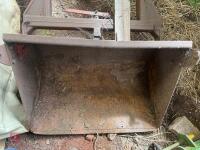 MASSEY FERGUSON 40 FRONT END LOADER - 7