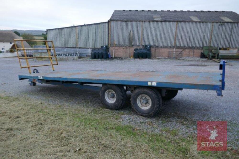 WARWICK 25' TWIN AXLE BALE TRAILER