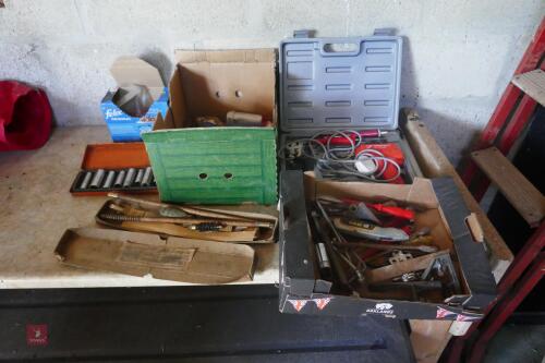 SOLDERING GUN, HAND TOOLS, CLEANING KIT