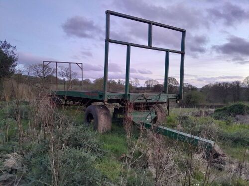 28' BALE TRAILER