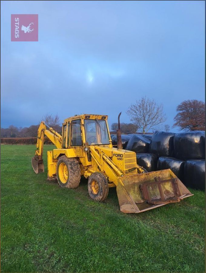 1980 FORD 550 WHEELED DIGGER (S/R)