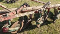 KVERNELAND 4 FURROW CONVENTIONAL PLOUGH - 9