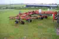 KUHN GA7301 TWIN ROTOR RAKE - 7