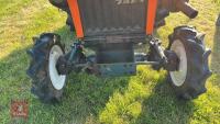 KUBOTA B7001 4WD COMPACT TRACTOR - 11