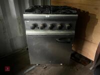 LINCAT OVEN AND HOB - 3