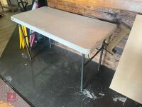 LIFETIME FOLDING TABLE - 2