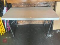 LIFETIME FOLDING TABLE - 5