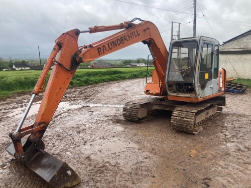 HITCAHI EX60 6T EXCAVATOR