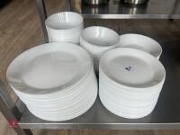 LARGE QTY OF CROCKERY