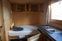 16' X 7' SHEPHERDS HUT - 18