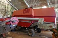 1990 MASSEY FERGUSON 34 COMBINE - 12