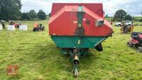 KVERNELAND KD 411 MIXER WAGON - 2