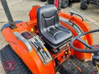 KUBOTA STA-35 4WD COMPACT TRACTOR - 8