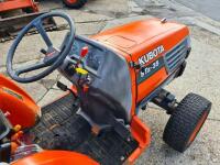 KUBOTA STA-35 4WD COMPACT TRACTOR - 9