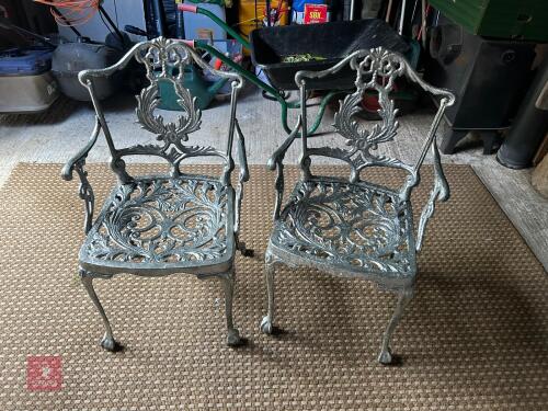 2 METAL OUTDOOR DECRATIVE CHAIRS