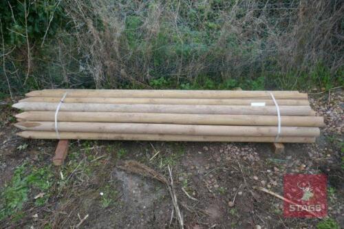 21 X 8' 10" WOODEN STAKES (NO 25)