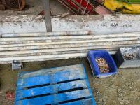33 IAE GALVANSIED COW CUBICLES - 10