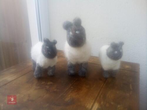 HANDMADE NEEDLE FELTED EWE & 2 LAMBS