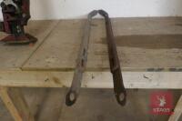 2 ADJUSTABLE LIFT ARMS - 5