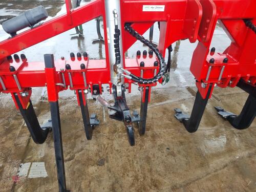 MAMUT SUBSOILER TOOL CARRIER