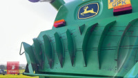 2005 JOHN DEERE 9560L COMBINE - 8