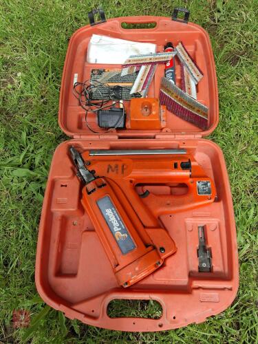 PLASLODE NAIL GUN G.N.O FIRST FIX