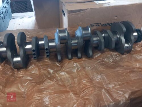 JOHN DEERE CRANK SHAFT RE515785