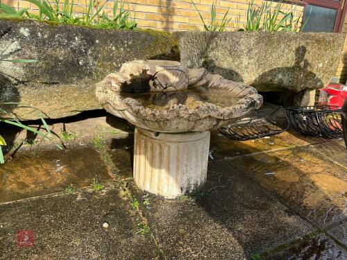 WATER FEATURE/ BIRD BATH