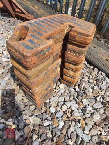 7 X 30KG LEYLAND TRACTOR WEIGHTS