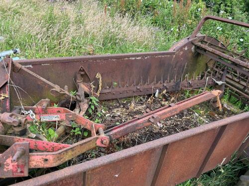 INTERNATIONAL FINGER BAR MOWER