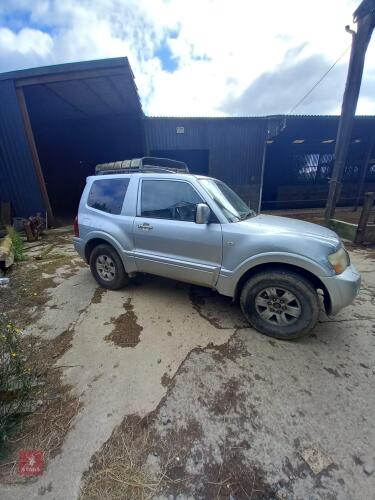 2004 MITSUBISHI SHOGUN TRUCK