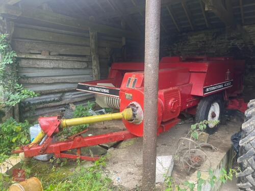 INTERNATIONAL 435D CONVENTIONAL BALER