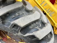 NEW HOLLAND LB110B TURBO WHEEL DIGGER - 9