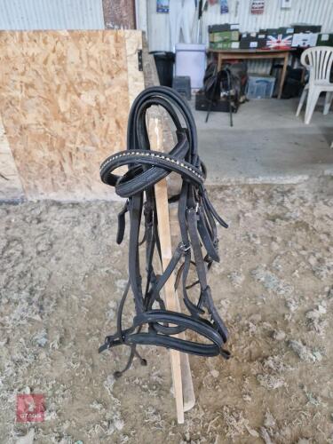 2 COB BRIDLES